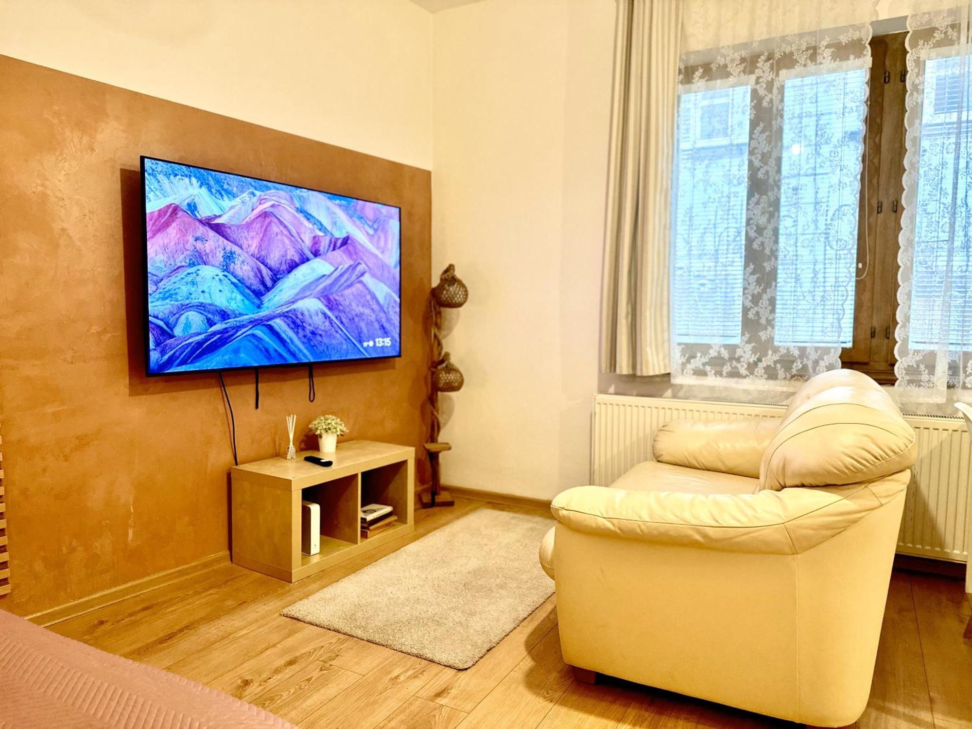 Apartment Kate - Old Town Bratislava Exterior foto